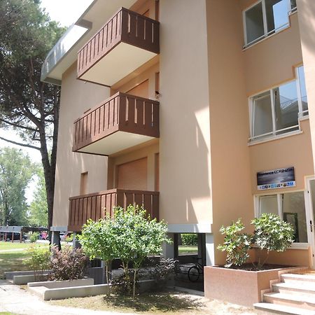 Condominio Corinzia Bibione Exterior photo